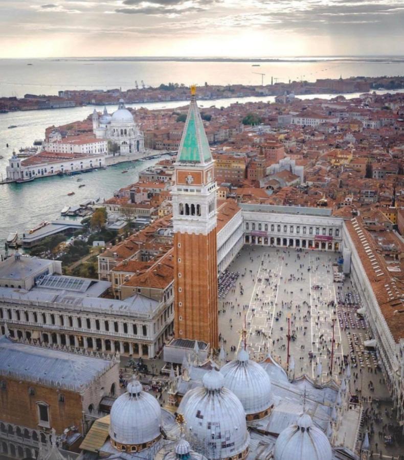 Ca'Serenissima - At 2Mn Of St Mark Square Venedig Exterior foto